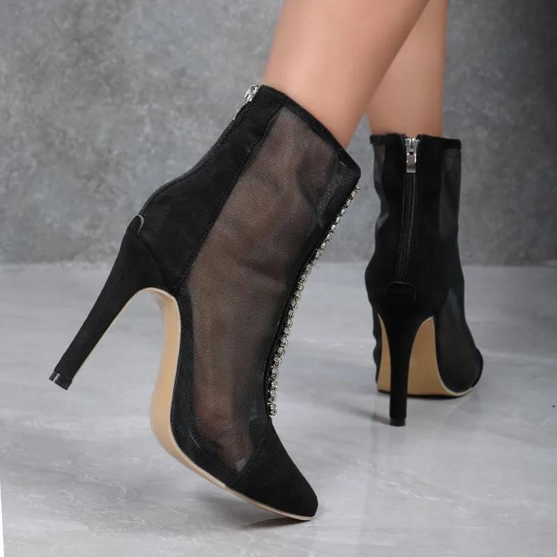 Мода 2024 года, новые весенние и осенние модные туфли с острыми краями из сетки, дышащие, с ромбовидной отделкой сзади, на молнии, повседневные, большие женские туфли на высоком каблуке 35-43