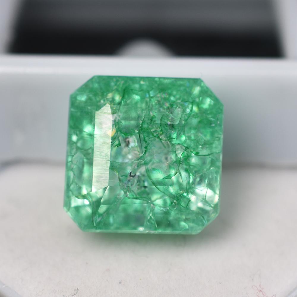 Natural Green Emerald Loose Gemstone Square Cut 13.90 ct for Jewelry Making and Gem Collections
