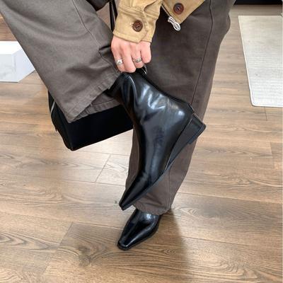 2025 осень и зима новые французские ретро квадратный носок внутренняя танкетка короткие ботинки женские универсальные и тонкие плиссированные короткие голенища тонкие