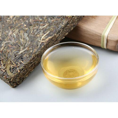 2012 Юньнань Мэнхай Классический 8582 Сырой чай Пуэр Кирпич Старое дерево Шэн Пуэр 250г