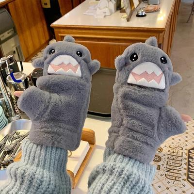 Перчатки Shark Flip Осенью и Зимой Теплые Девушка Культурные и Креативные Милые Корейская Версия Письмо Студент Мультяшное Животное Толстый Плюш