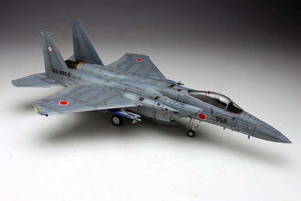 PLATZ Масштаб 1/72 Основной истребитель Воздушных сил самообороны F-15J Eagle Пластиковый набор для сборки AC-16SP с листом камуфляжного рисунка