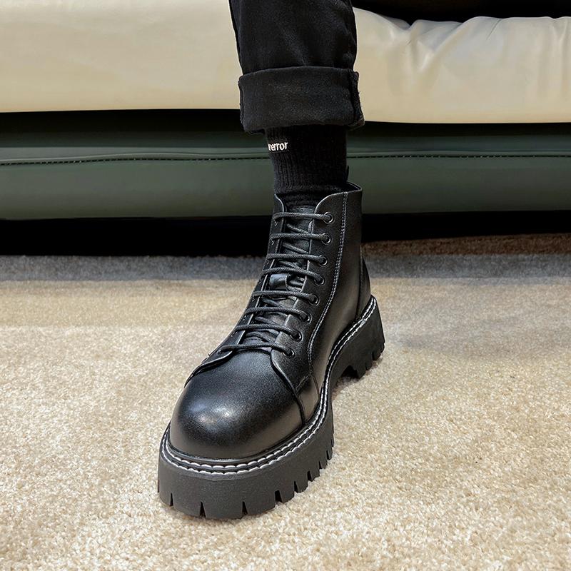 Модные, популярные черные мужские ботинки на толстой подошве, модный минималистский дизайнерский стиль, повседневная обувь для офиса и вечеринок, для отдыха на природе