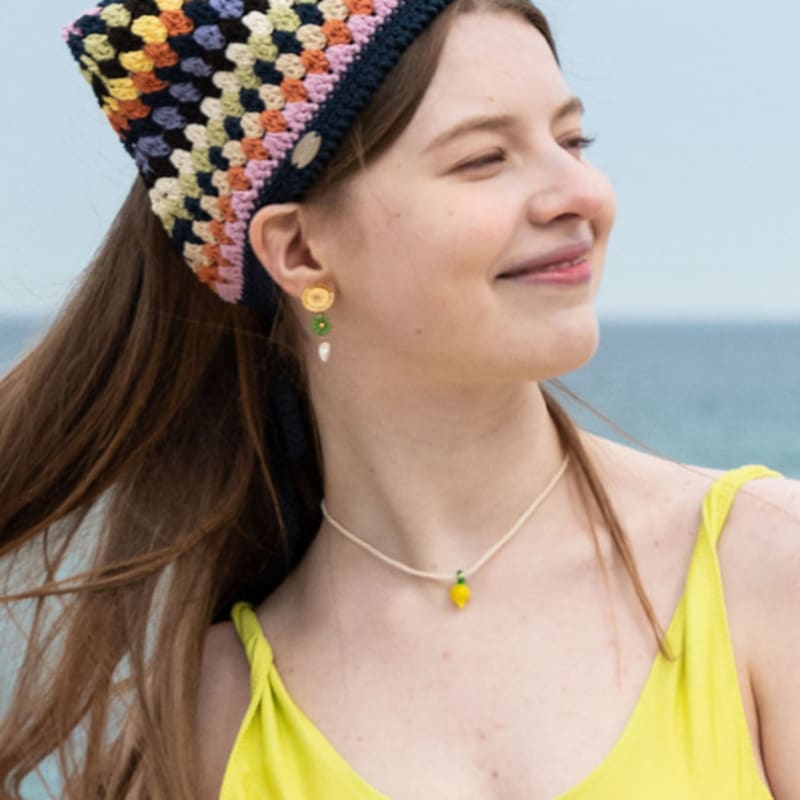 Slowslowly №136 / Бандана для волос «Лили» _ Разноцветная (Лили Вязаный Крючком Бандана для Волос)