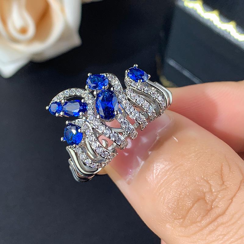 Ювелирные изделия, кольца, ювелирные изделия, форма короны, фиолетовый свет изменит цвет, сине-красный корундовый свет, роскошный женский стиль высокого класса