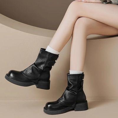 Rade Martin Женские коричневые короткие ботинки на толстой подошве 2025 - Осень/Зима, Британский стиль, Ботинки-рыцари со сборками