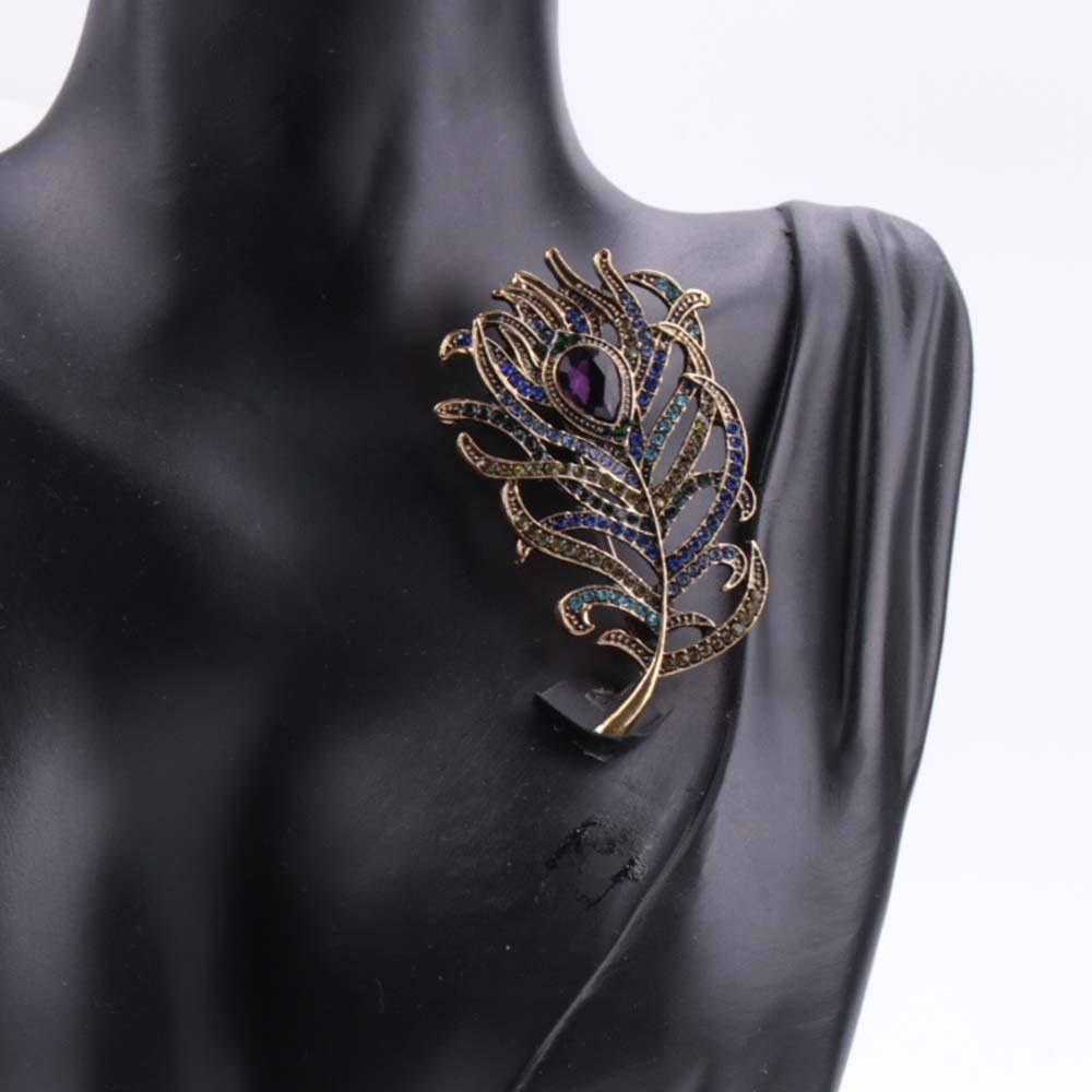 Ретро брошь в виде пера со стразами для женского костюма, атмосфера, высококачественная брошь с бриллиантами, металлические аксессуары для одежды