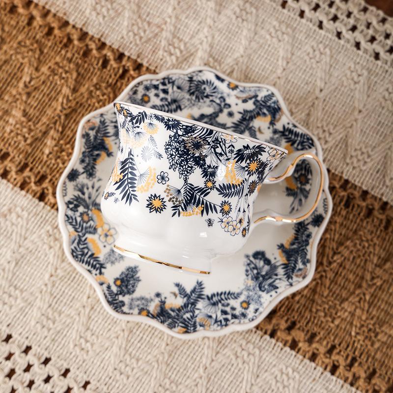 Ретро сине-белая керамическая чашка Пномпень французская легкая роскошь кофейная чашка и блюдце с золотой росписью изысканная нишевая чашка для послеобеденного чая
