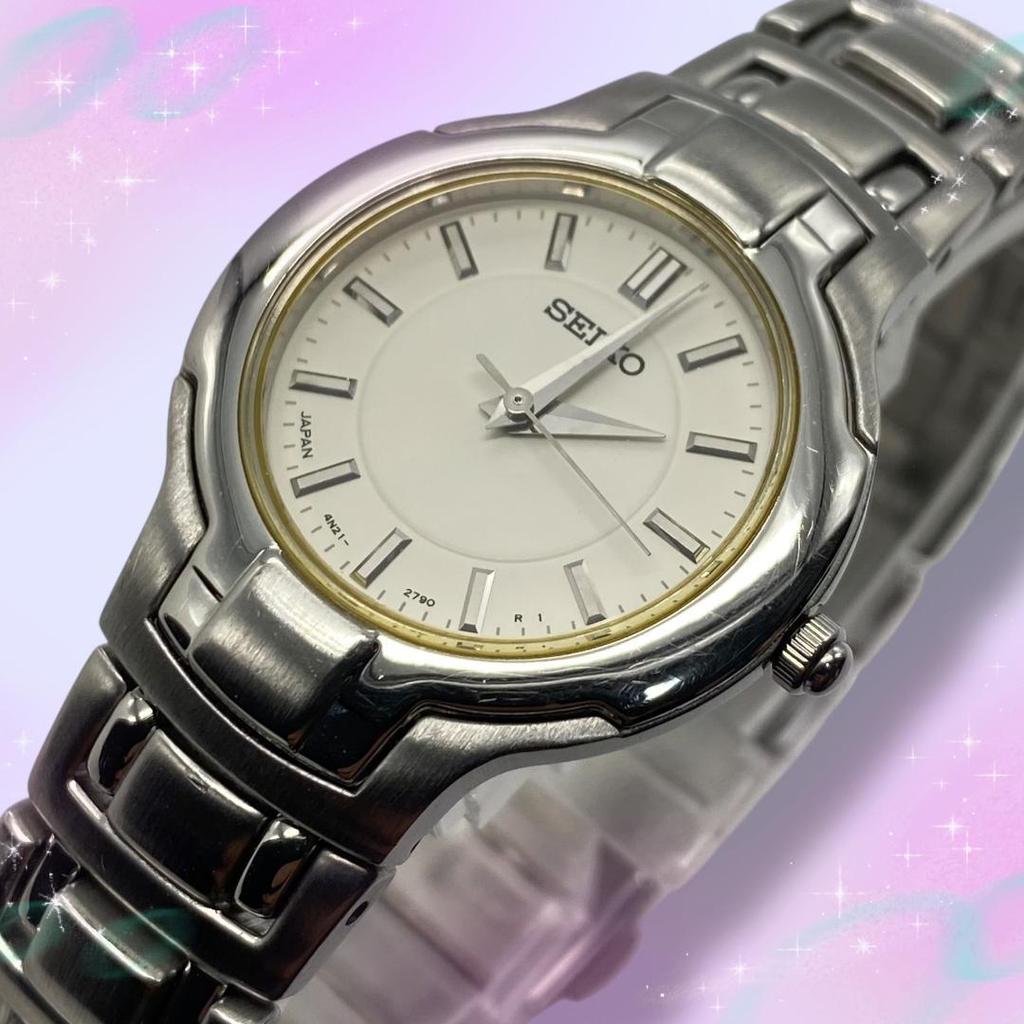[USED] Seiko Women's Waterproof Quartz Watch with White Dial (Working)