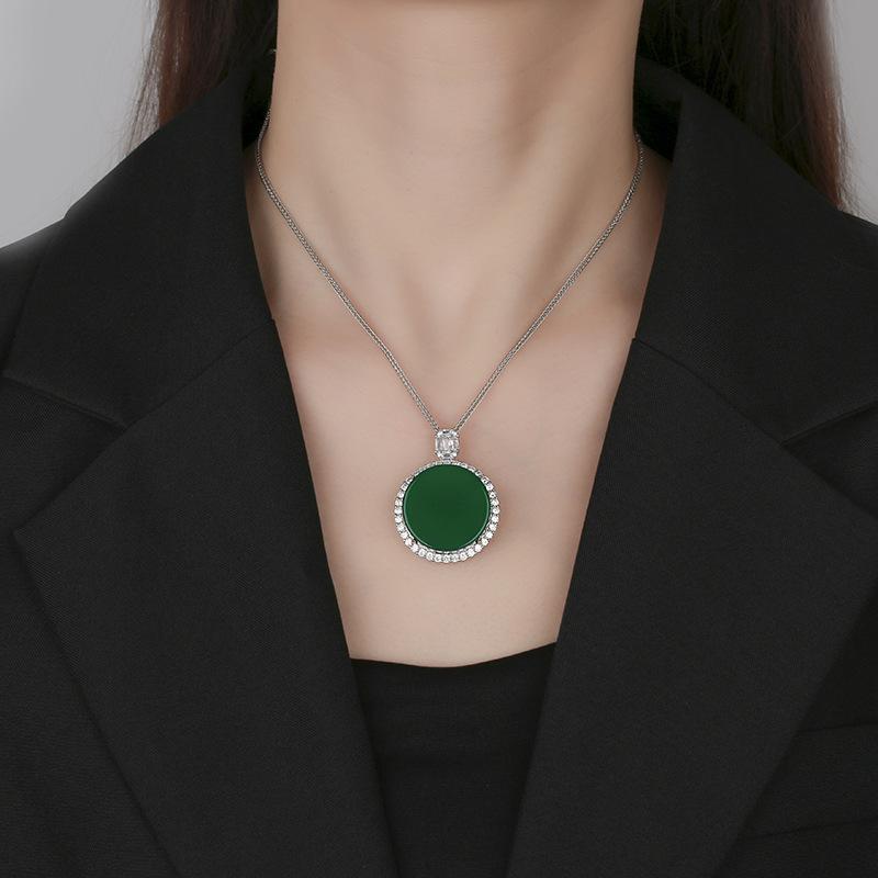 Осенне-зимние украшения безопасный бренд кулон халцедоновый кулон подарок на день рождения основной камень 25 * 25