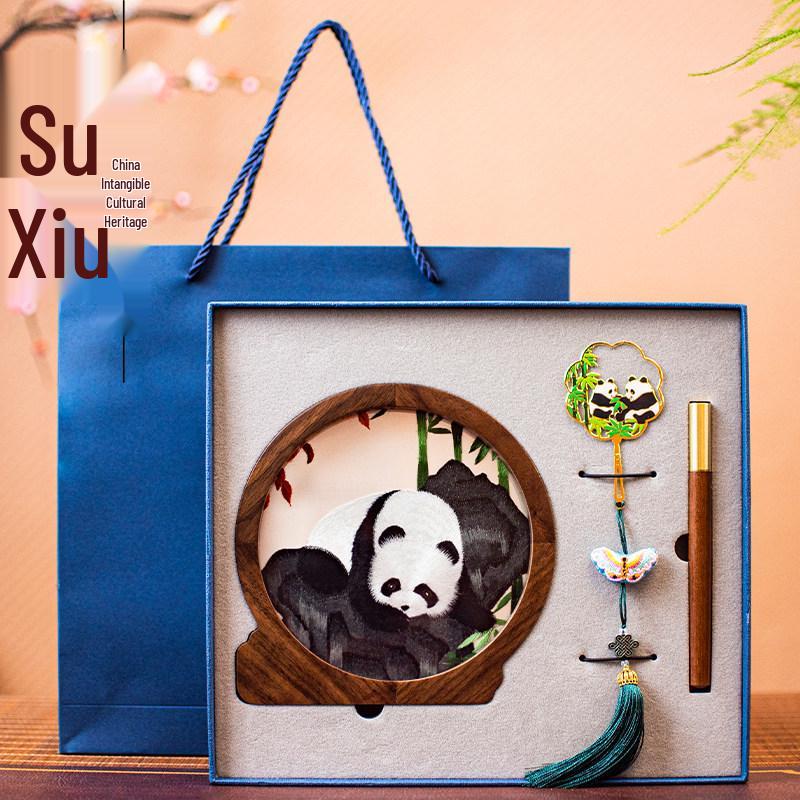 Китайский сувенир: Фигурка панды вышивка Сучжоу Подарок