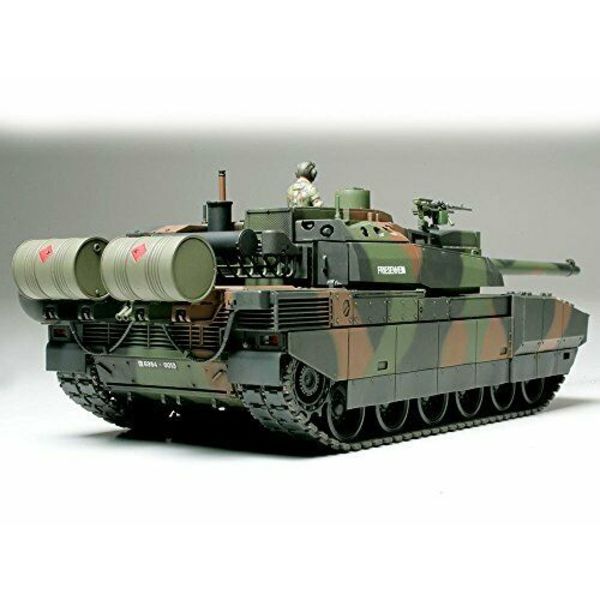 Tamiya Французский основной боевой танк(военный) Набор пластиковых моделей Leclerc Series 2 НОВИНКА