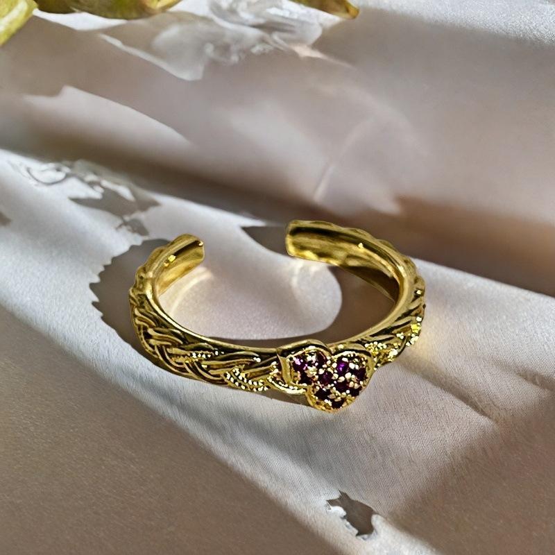 Blind Box Pair, Peach Blossom Dripping Oil Butterfly Ring, Medieval French Retro Niche Design, Light Luxury Ring For Women