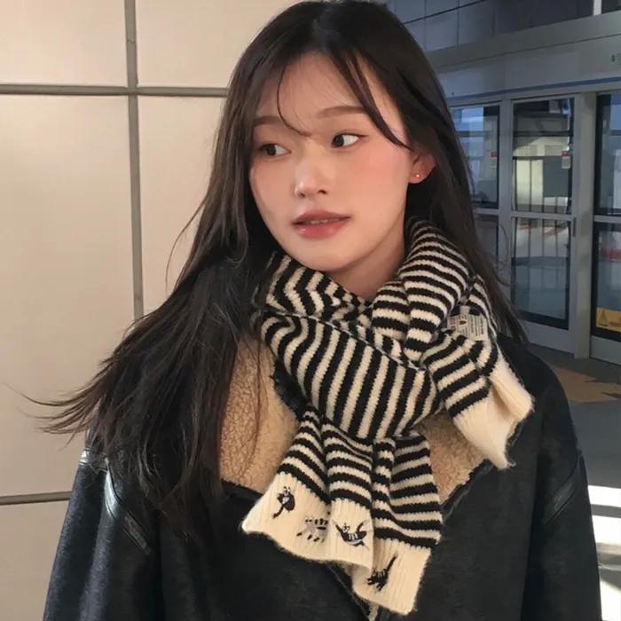 Catstitch Stripe Scarf Ivory