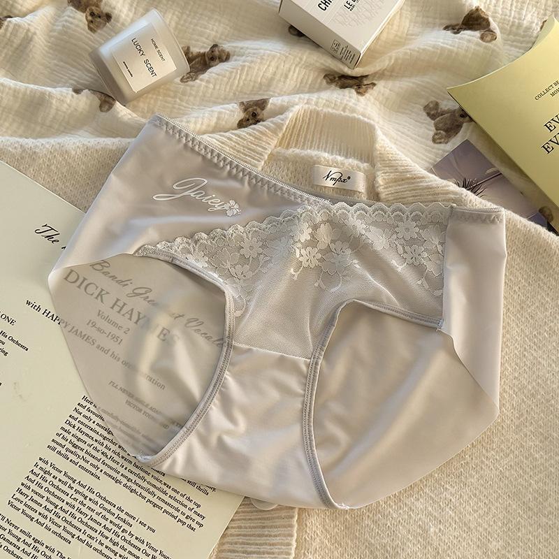 Plus Size Women's Mid Waist Lift Hip Breathable Sexy Word Mother Skin Lace Edge Pure Wind Underwear