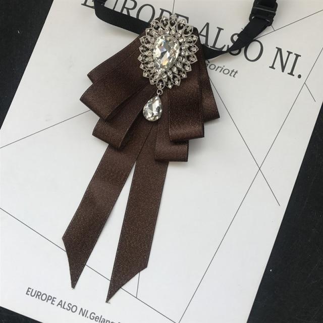 Винтажная брошь в виде галстука-бабочки из ткани с кристаллами, корейская мода, галстуки-бабочки, галстуки для женщин, белый рубашечный воротник, роскошные ювелирные аксессуары