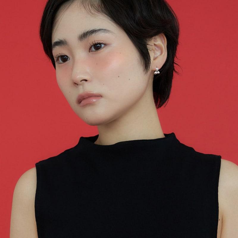 geegee [silver925] cherry hook earring