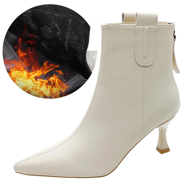 Новые короткие плюшевые зимние сапоги 2024 года, женские остроносые туфли-шпильки, черные, белые, на высоком каблуке, зимние туфли, женские сапоги