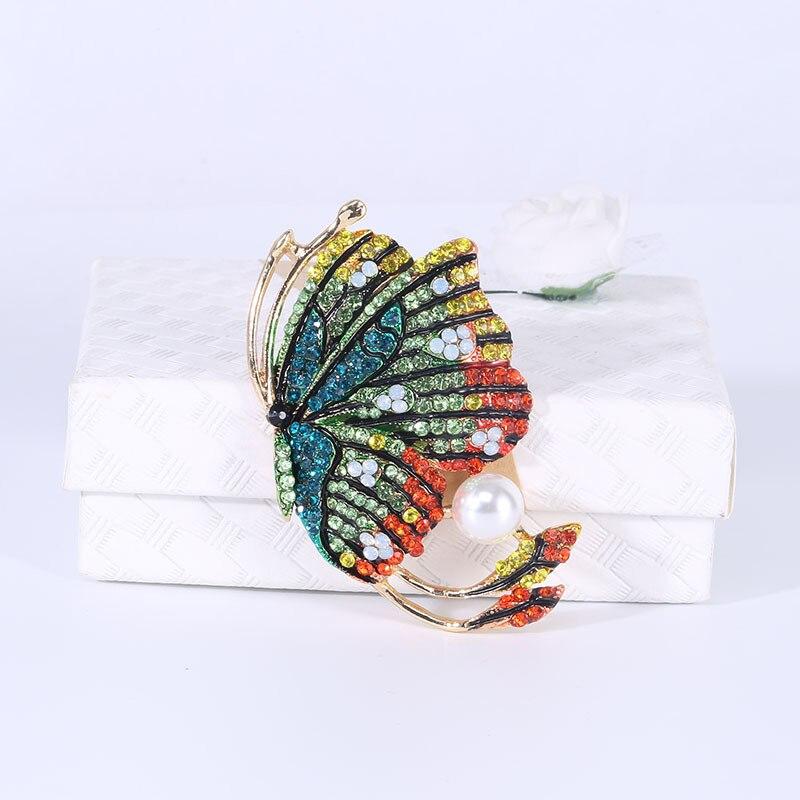 Blucome Retro Beautiful Rhinestone Butterfly Brooches for Women Elegant Insect Pin Enamel Jewelry Coat Accessories High Qaulity