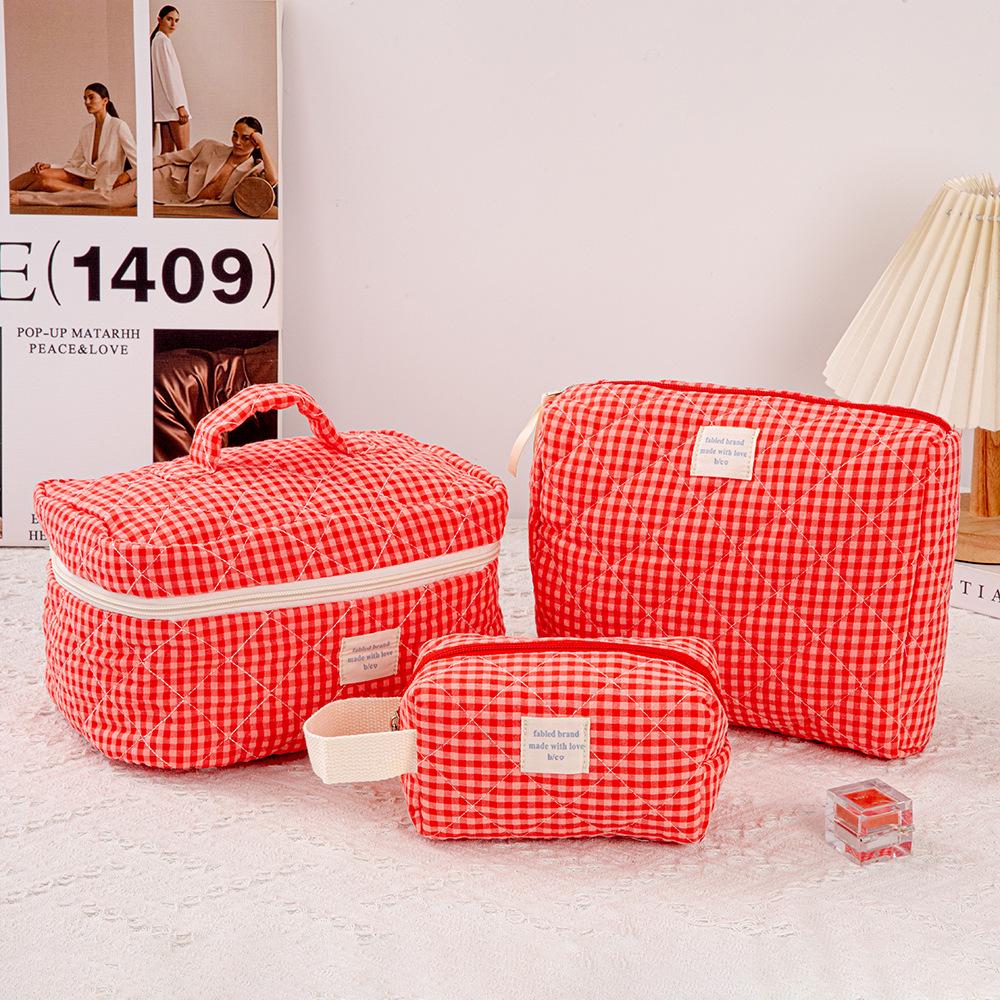 Стеганый красный клетчатый набор из 3 косметичек с клатчем большой вместимости