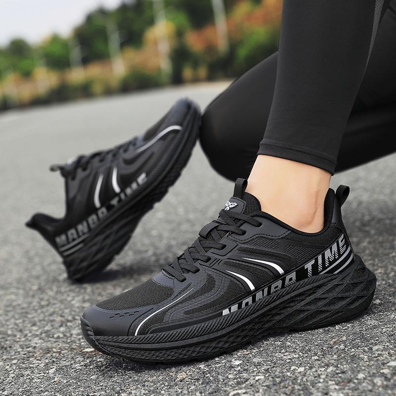 Men Breathable Mesh Running Shoes Lightweight Casual Sneakers Outdoor Walking Sports Training Shoes Comfortable Daily Footwear