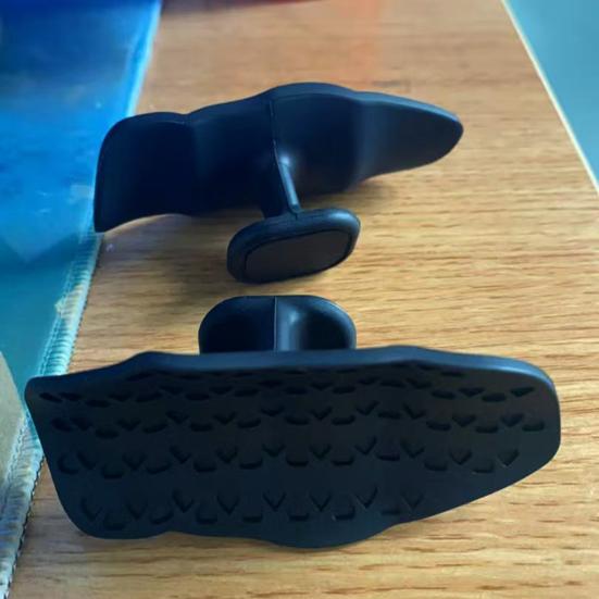 1 Pair Anti-Slip Silicone Workout Grips Men Women Hand Palm Protection Weight Lifting Dumbbell Deadlift Pull-Up Grippers Gym Training