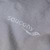 SAUCONY Водонепроницаемая повседневная тканая куртка с капюшоном и логотипом, мужские куртки светло-серого цвета SC2249008C-MT06