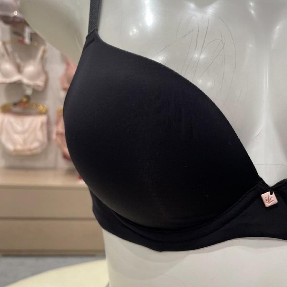 Triumph Black Everedge Freshbra Hampanty Set  Tbwbrr13tbwbpr13bk 
