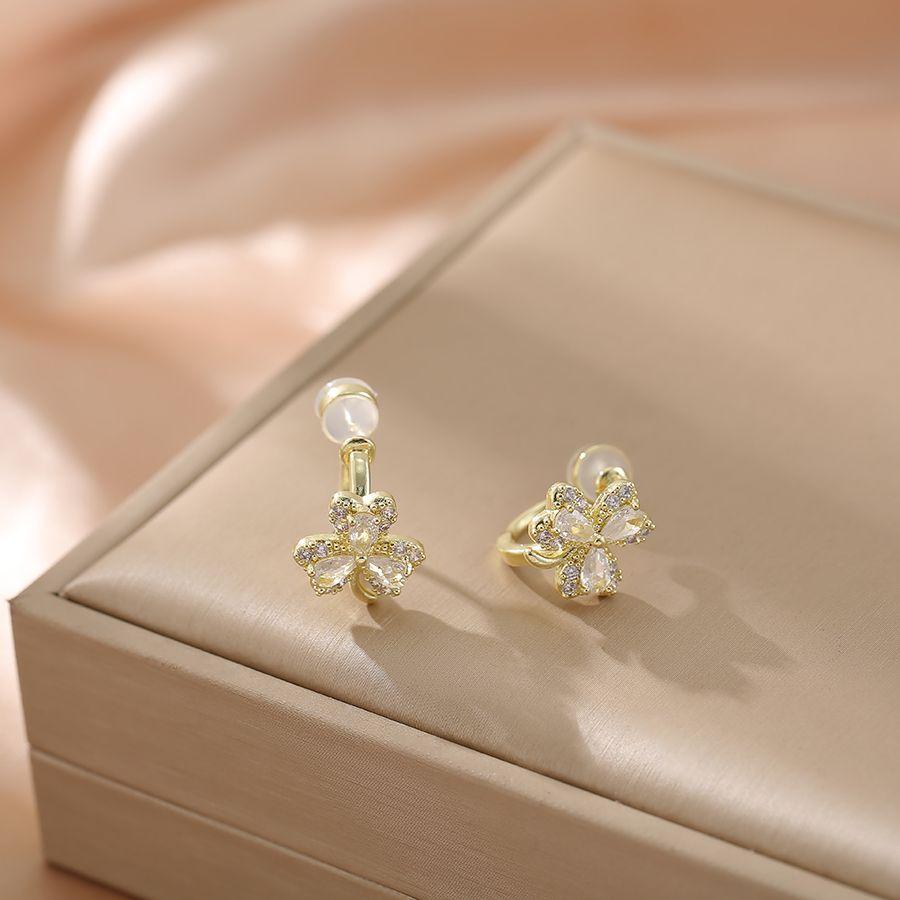 Летние цветы без пирсинга, клипсы, нежные простые серьги со стразами, новые серьги