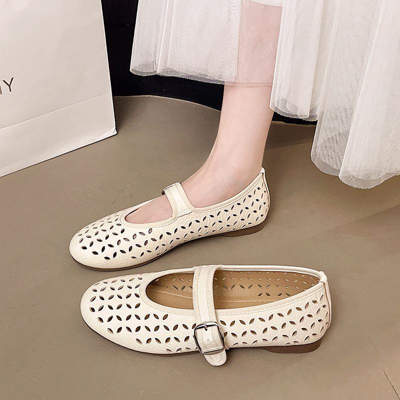 Hollow Mary Jane Shoes Women's Summer New One-pedal Flat-bottomed Comfortable Retro Hole Sandals Doudou Single Shoes