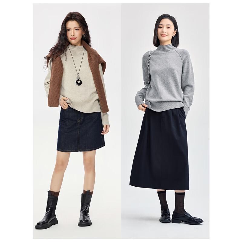 Giordano Women's Spliced Raglan Mock Neck Loose Knit Sweater