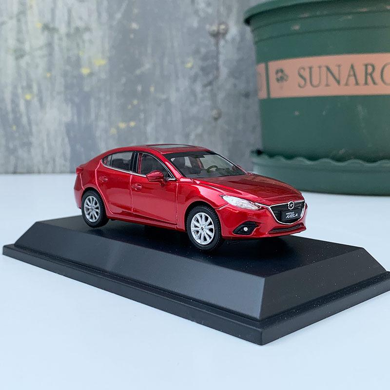 2022 Новинка 1:43 Модель автомобиля Mazda Mazda3 Axela из сплава, отлитая под давлением и; Игрушечный транспорт Модель автомобиля Миниатюрная масштабная модель автомобиля Коллекция игрушек