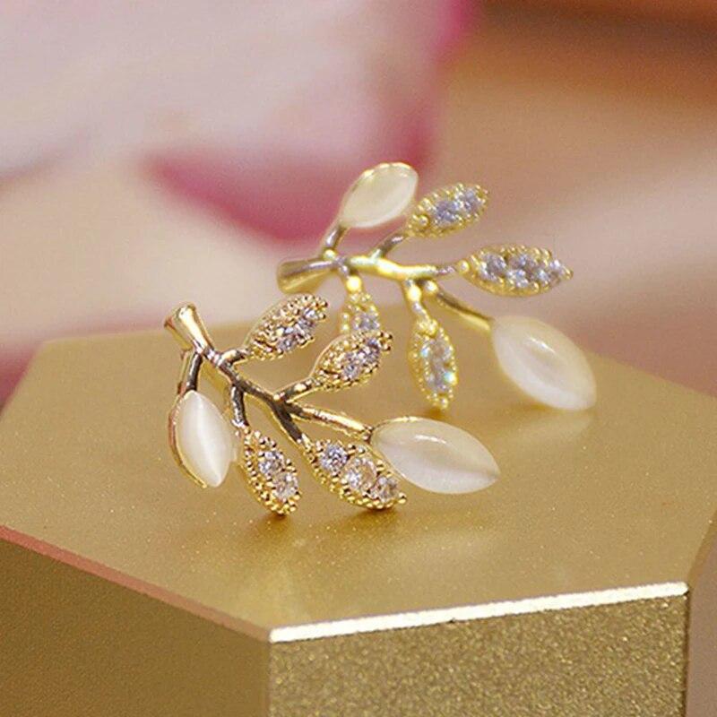 BLINGBAY женские изысканные серьги-гвоздики с цветочным цирконом женские серьги-гвоздики с геометрическим узором в форме листьев и стразами для девочек вечерние украшения на день рождения, Рождество, подарок