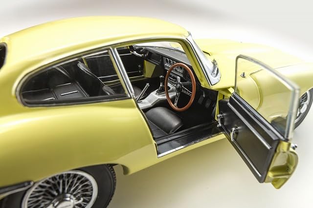 Kyosho Original 1/18 Jaguar E-Type Pale Primrose Light Yellow Finished Product