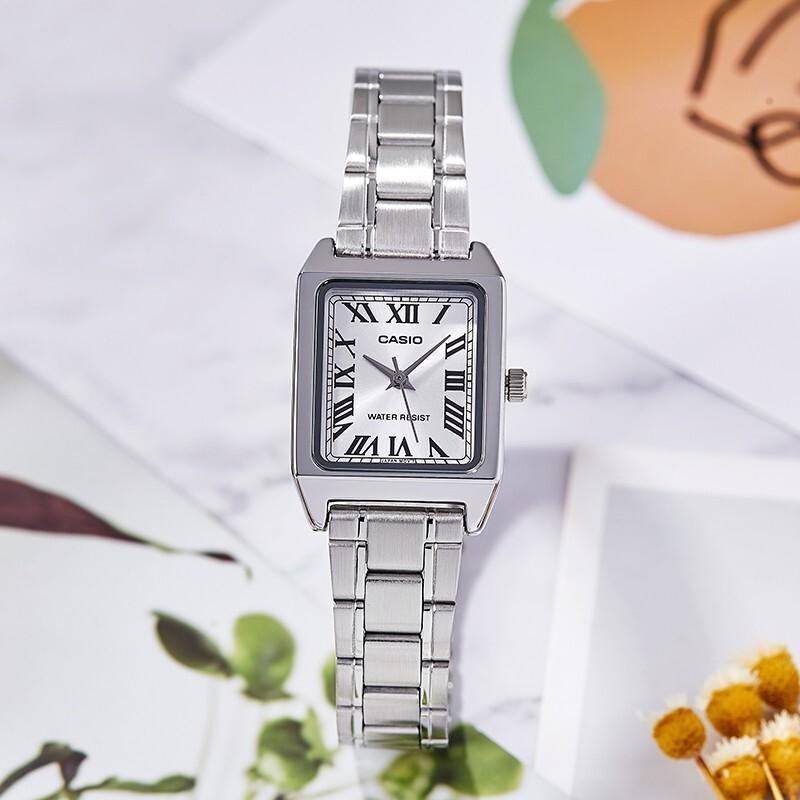 Casio Серия STANDARD серия DRESS простой бизнес кварцевый механизм стальной ремешок японские и корейские часы женские часы серебристые LTP-V007D-7B