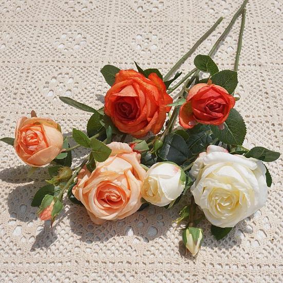 Искусственная роза со стеблем, зеленые листья, реалистичный искусственный цветок, украшение для свадебной вечеринки, домашнего офиса, стола, искусственная цветочная ветка, украшение