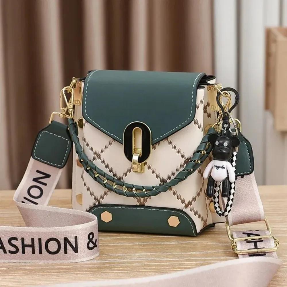 Mini Studded Decor Crossbody Bag Argyle Embroidery Mobile Phone Purse Trendy Chain Decor Handbag For Women