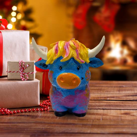 Фигурка Хайлендской коровы из смолы, многоцветная, миниатюрное украшение коровы, расписанная вручную статуэтка Хайлендского скота для декора фермерского дома, дома, офиса, рабочего стола