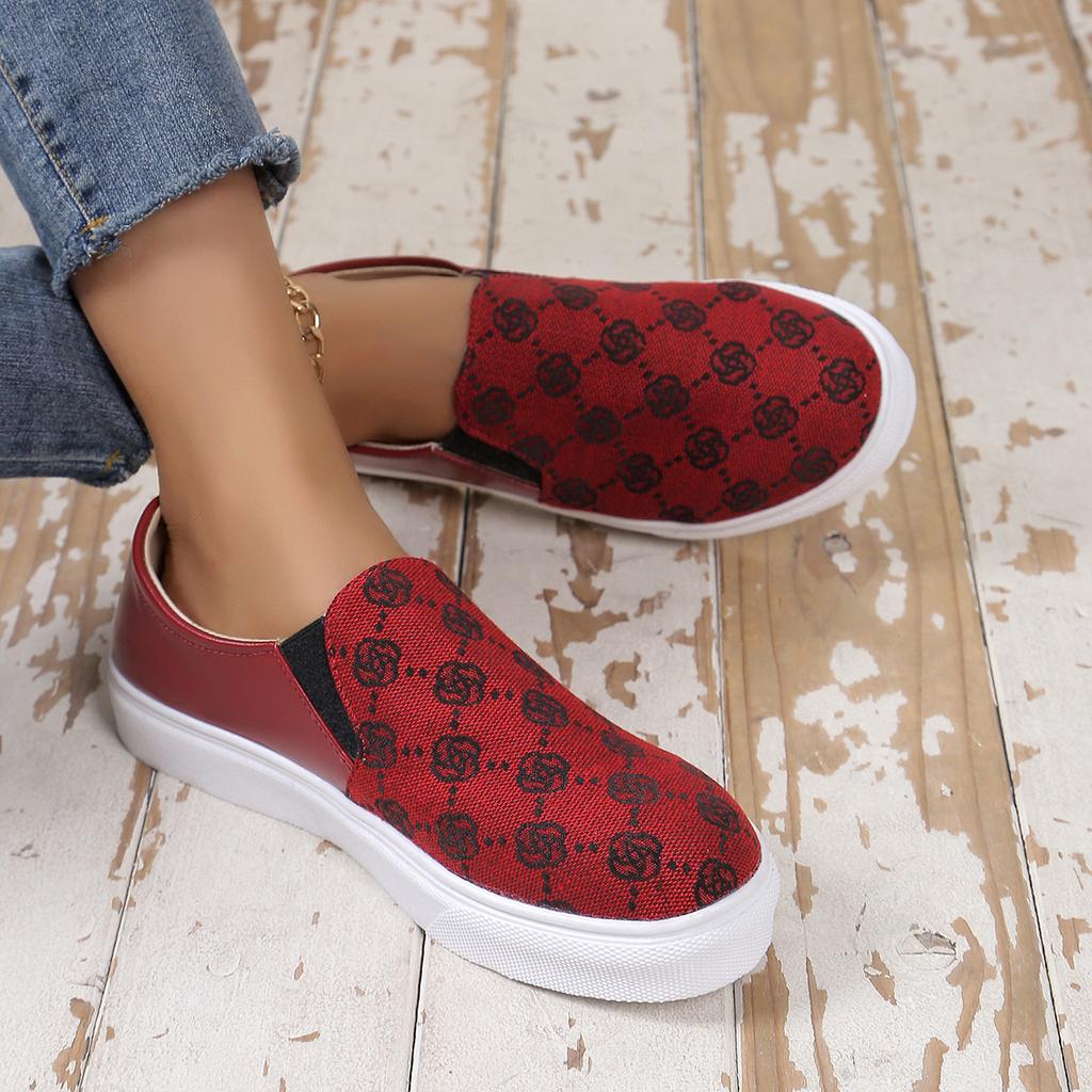 New Sneakers Women Canvas Flats Shoes Designer Shoes Female Slip-On Shoes Flats New Fashion Sneakers Plus Size Zapatos De Mujer