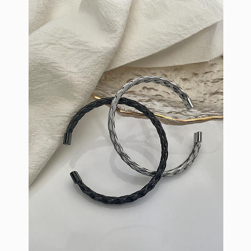 Titanium Steel Minimalist Cuff Bracelet For Unisex Fashion Accessories And Casual Wear