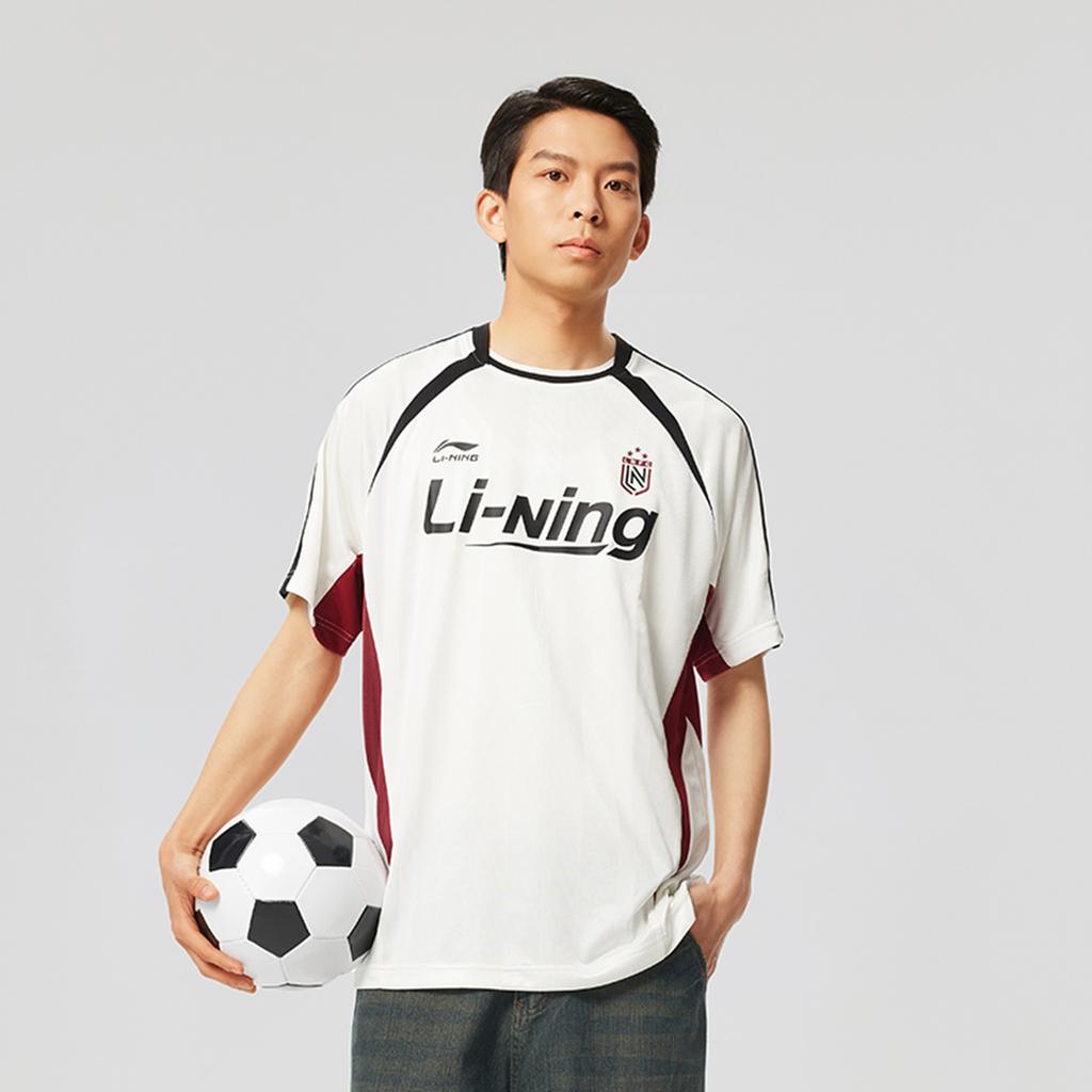 Li Ning Серия Спортивный Стиль Жизни Американский Ретро Повседневный Удобный Простой С Круглым Вырезом Универсальная Футболка с Коротким Рукавом Мужские Футболки Молочно-Белый AHSV759-1