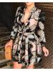 Летнее новое женское платье с длинным рукавом и V-образным вырезом, модное сексуальное с принтом