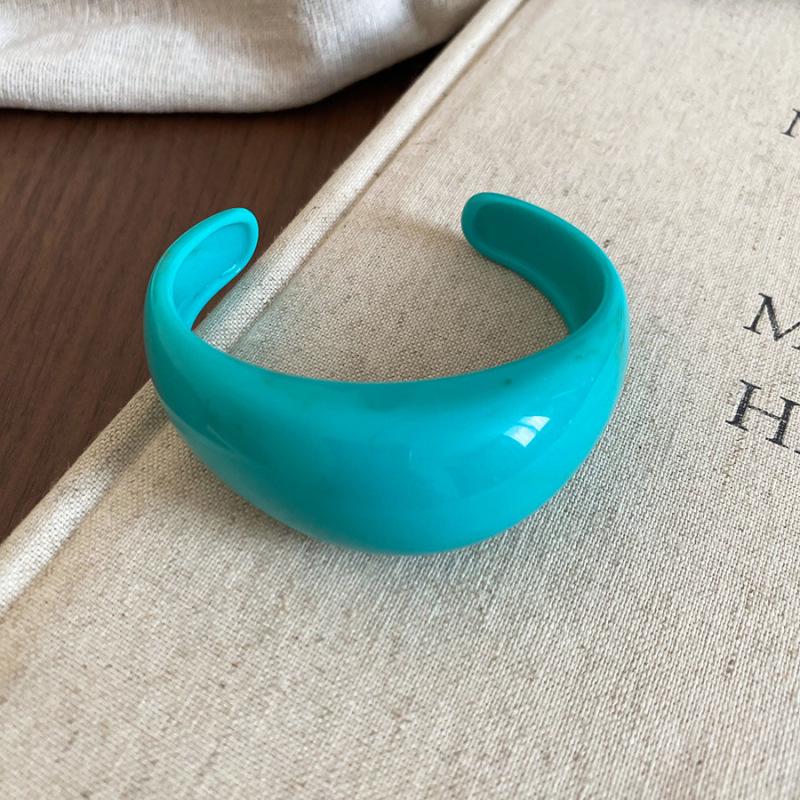 European and American Fashion High-End Marbled Acrylic Bangle Bracelet - Women's Versatile Hand Jewelry