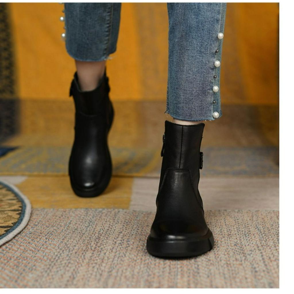 Plus Size Women's Boots Autumn and Winter Buckle Women's Short Boots Round Toe Flat Casual Martin Boots Women Retro Single Boots Women