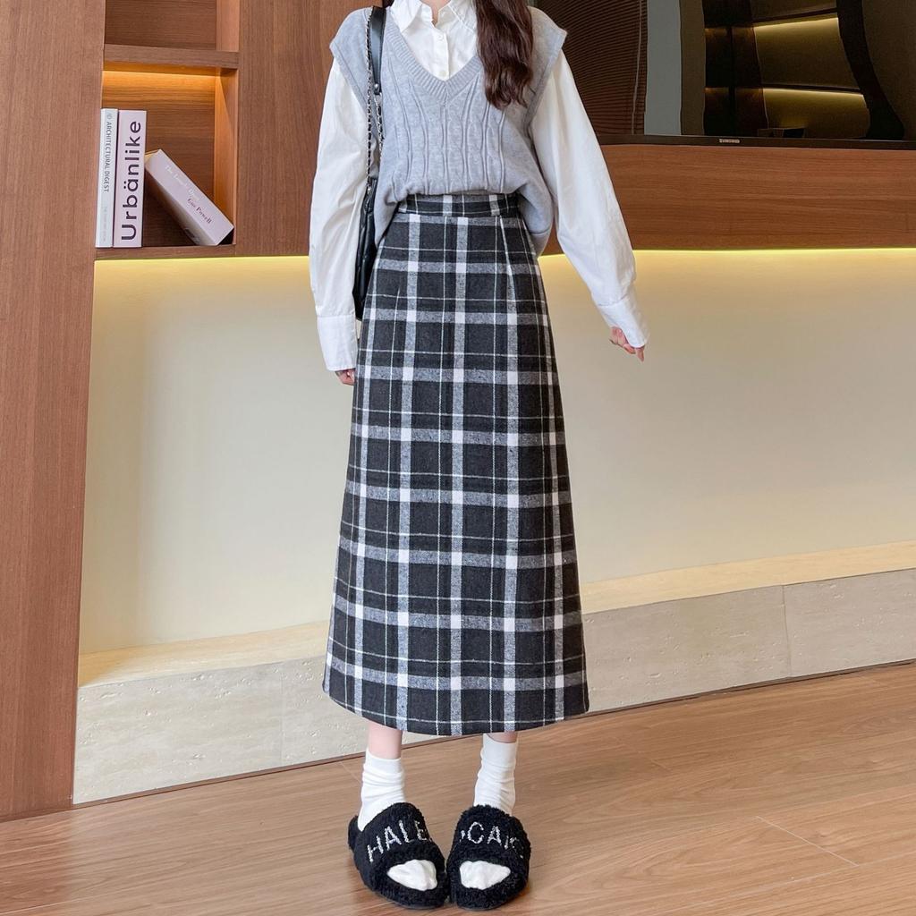 Woolen Skirt Autumn and Winter Retro New Style for Women with High Waist Slimming A-line Plaid Hip-pack Skirt