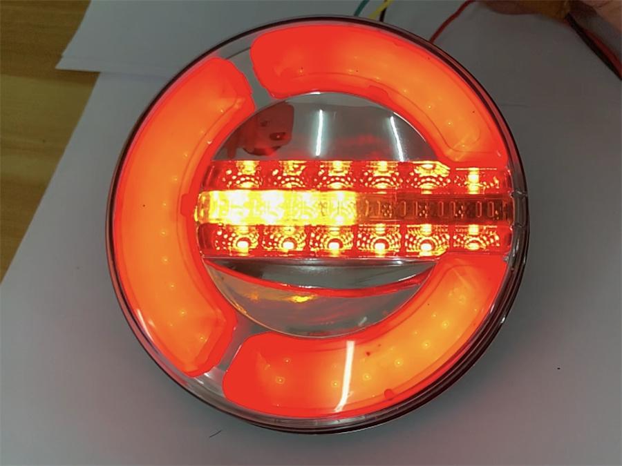 Новый круглый задний красный стоп-сигнал и желтый динамический бегущий указатель поворота светодиодный фонарь 12-24 В водонепроницаемый