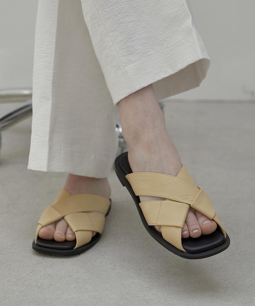 Chielei Cross Sandal [C3S09 Yw]