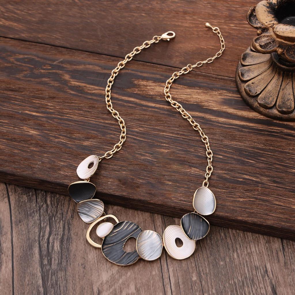 Эмалевый цвет полый геометрический цветок длинная подвеска, женская подвеска-ожерелье в форме сердца с высоким чувством универсальности