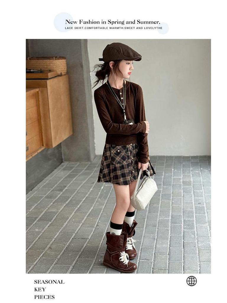 Модный женский облегающий комплект-двойка на весну и осень с короткой юбкой