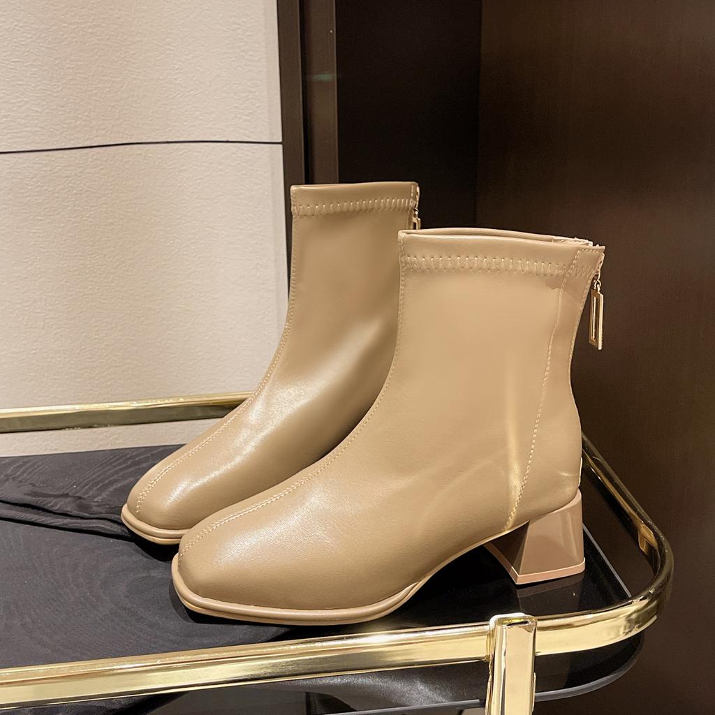 2025 осень и зима новые корейские бархатные ботинки Martin женские короткие сапоги на толстом каблуке универсальные эластичные тонкие сапоги на молнии сзади